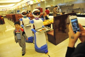 123779_robot-waitress